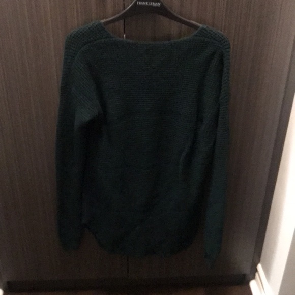 *SOLD*  Ladies Wilfred sweater - Picture 3 of 3